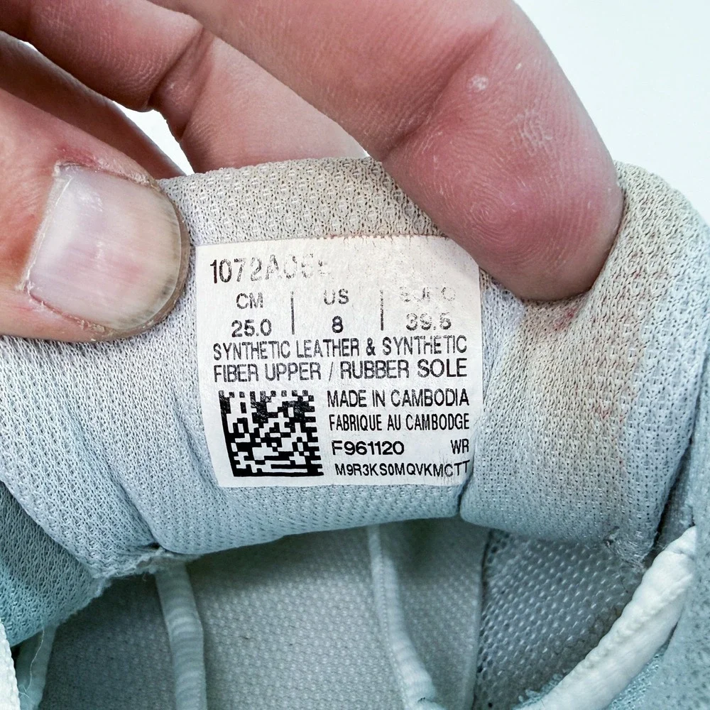 Asics upcourt indoor